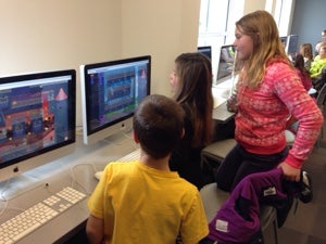 Students from Stratford Bedford Public School do the Hour of Code