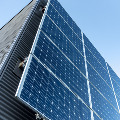 Solar panels on roof of EV3