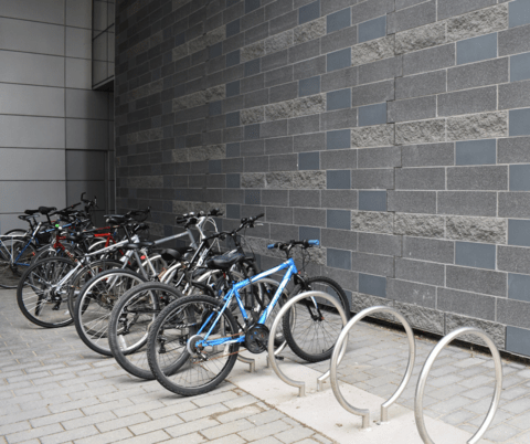 Bikes on a bike rack on UW campus