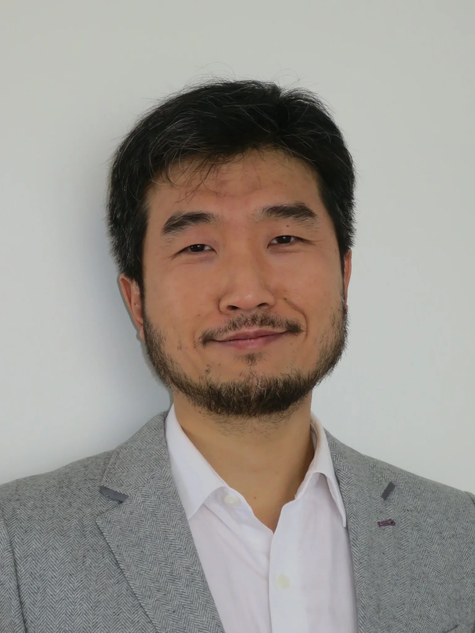 Photo of Dr. Shi Cao