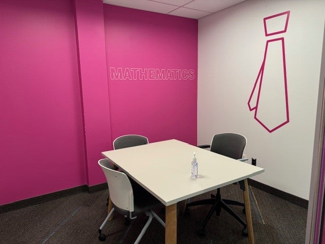 Pink tie room