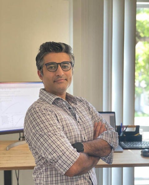 Mohammad Niknam headshot