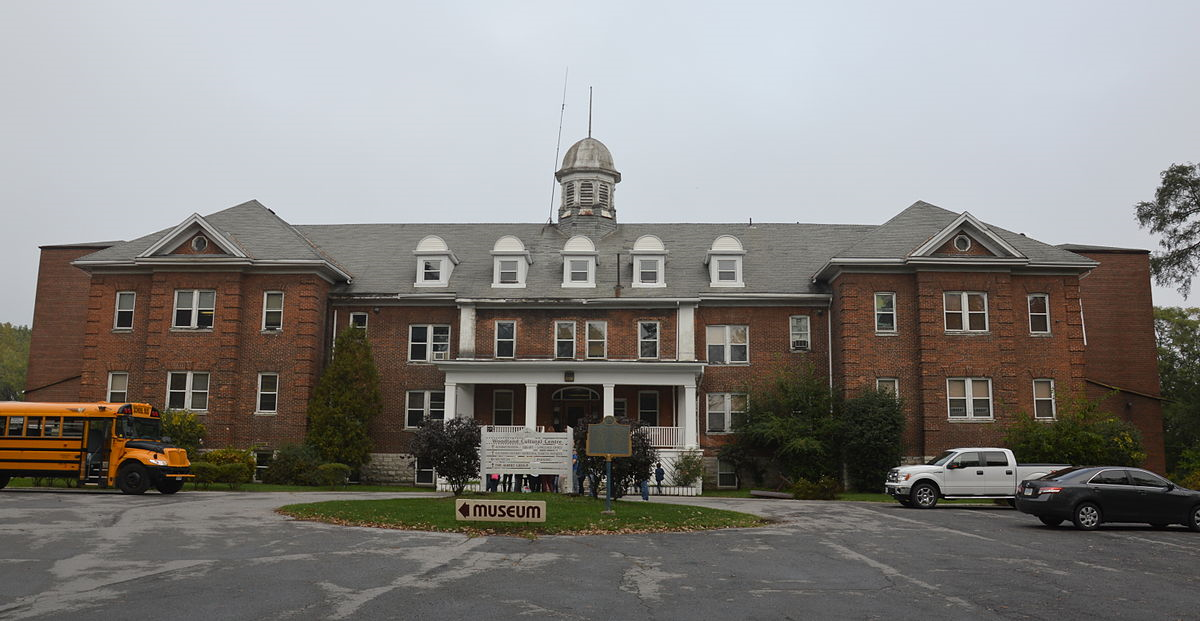 Front facing image of the Woodland Cultural Center