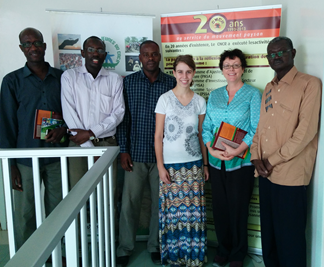 Lexi Salt and Gráinne Ryder with members of the National Rural Cooperation Network in Dakar.