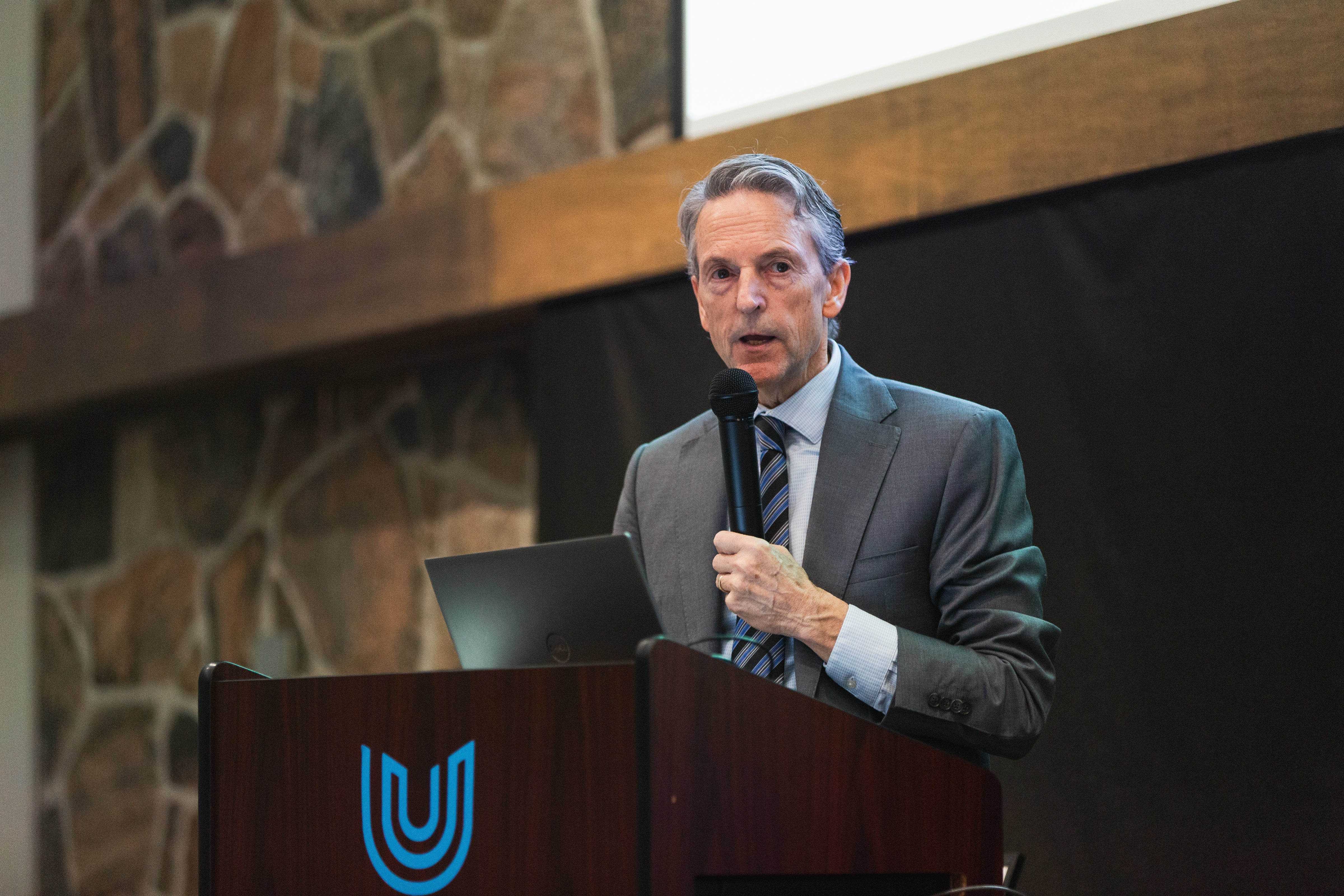 Stanley Knowles 2025 photos