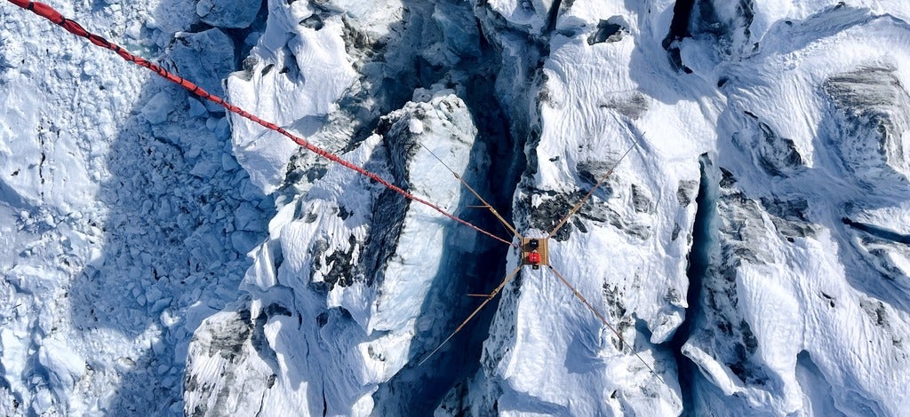 helicopter-borne radar system