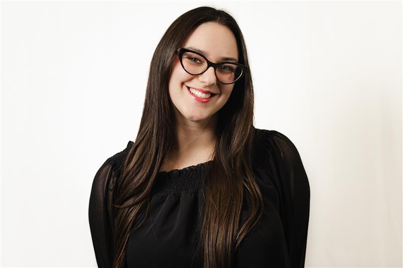 april pereira headshot