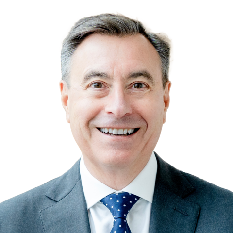 Dr. Lyndon Jones' Headshot
