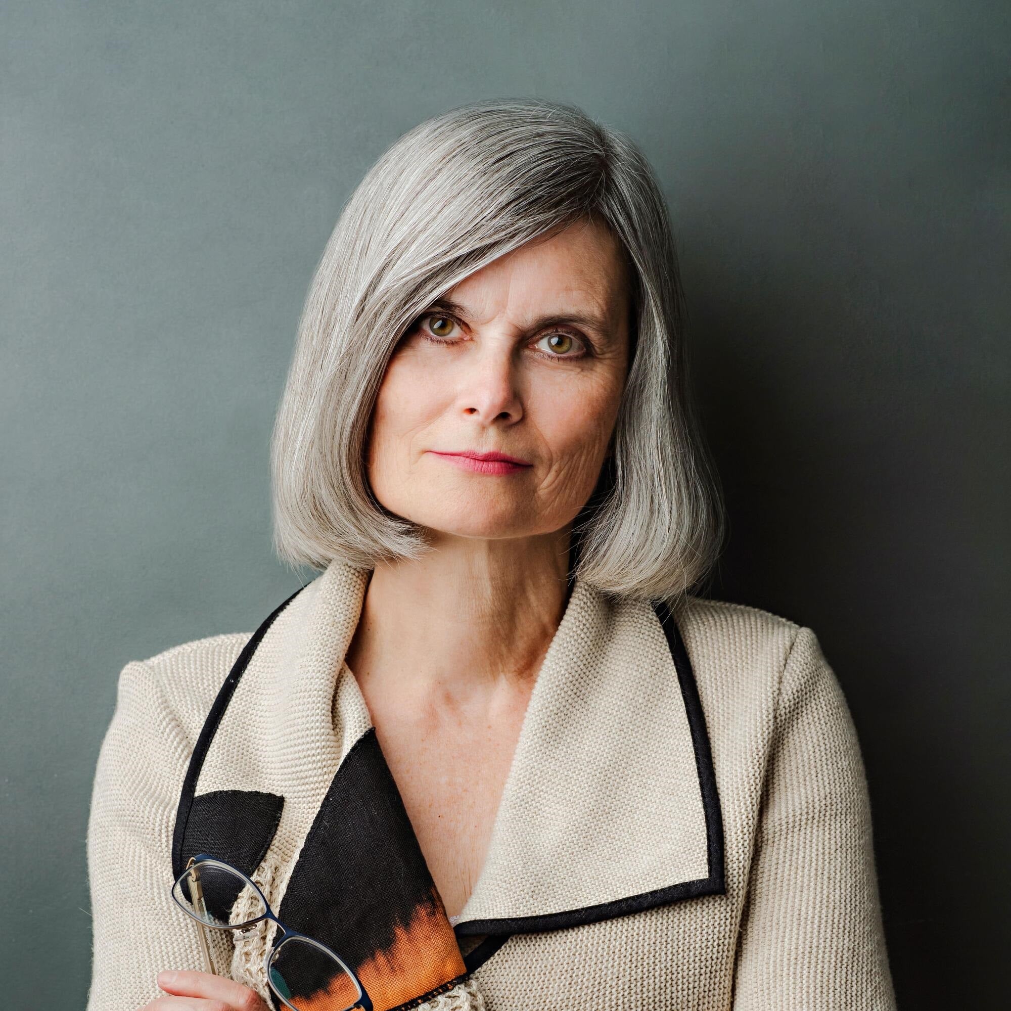 Dr. Elizabeth Irving