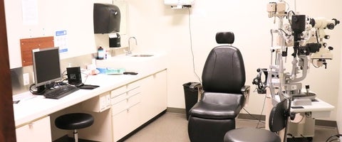 Exam room in Kitchener Clinic