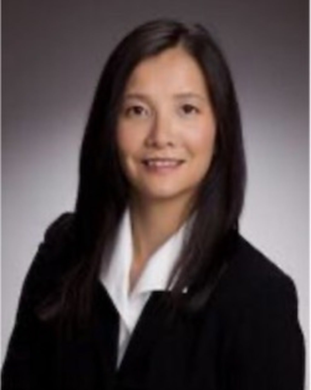 Dr. Lisa Woo professional headshot