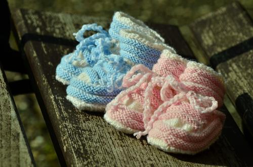 Knitted baby shoes