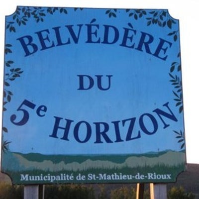 Belvedere du 5e horizon sign