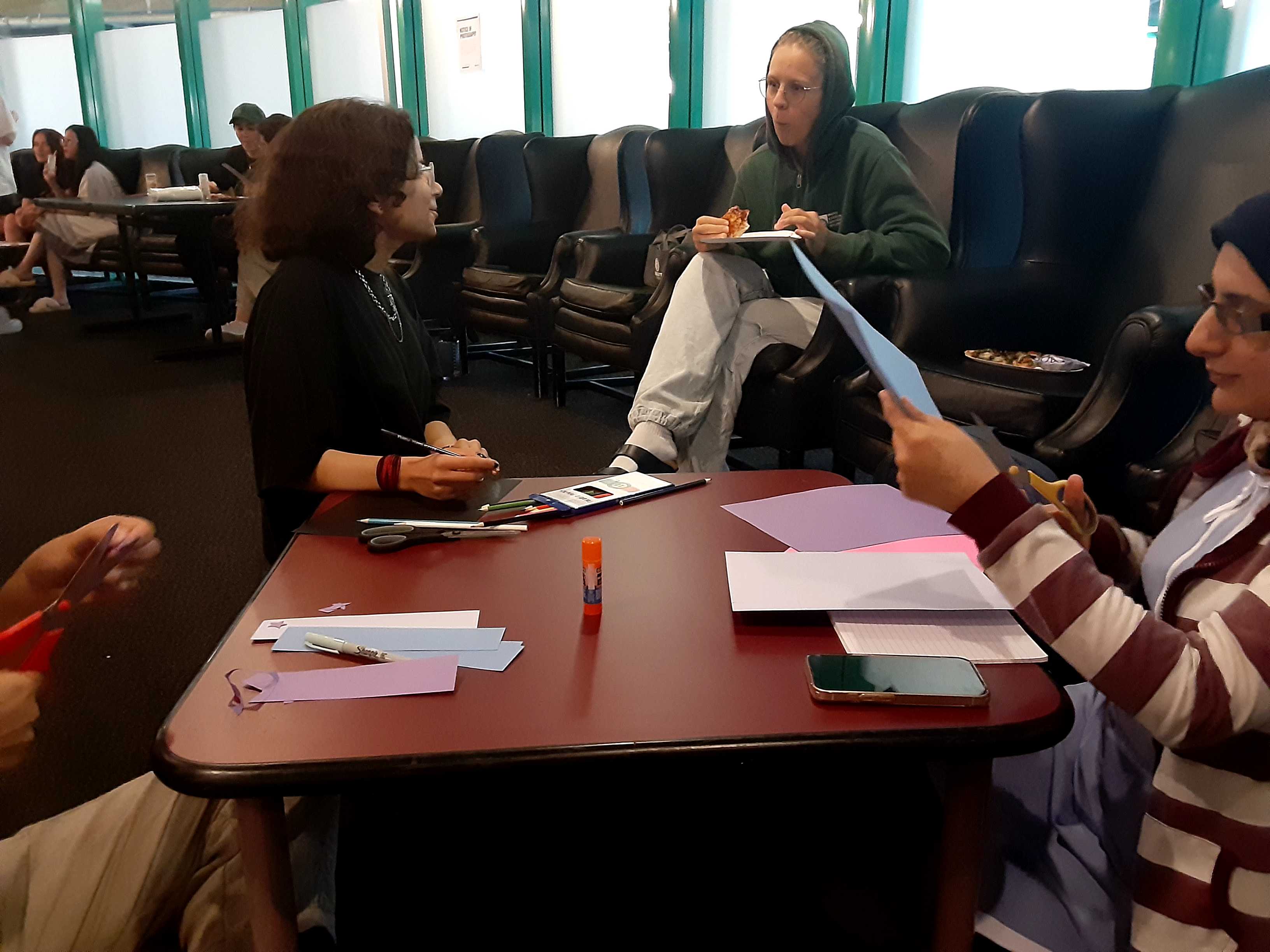 participants making bookmarks